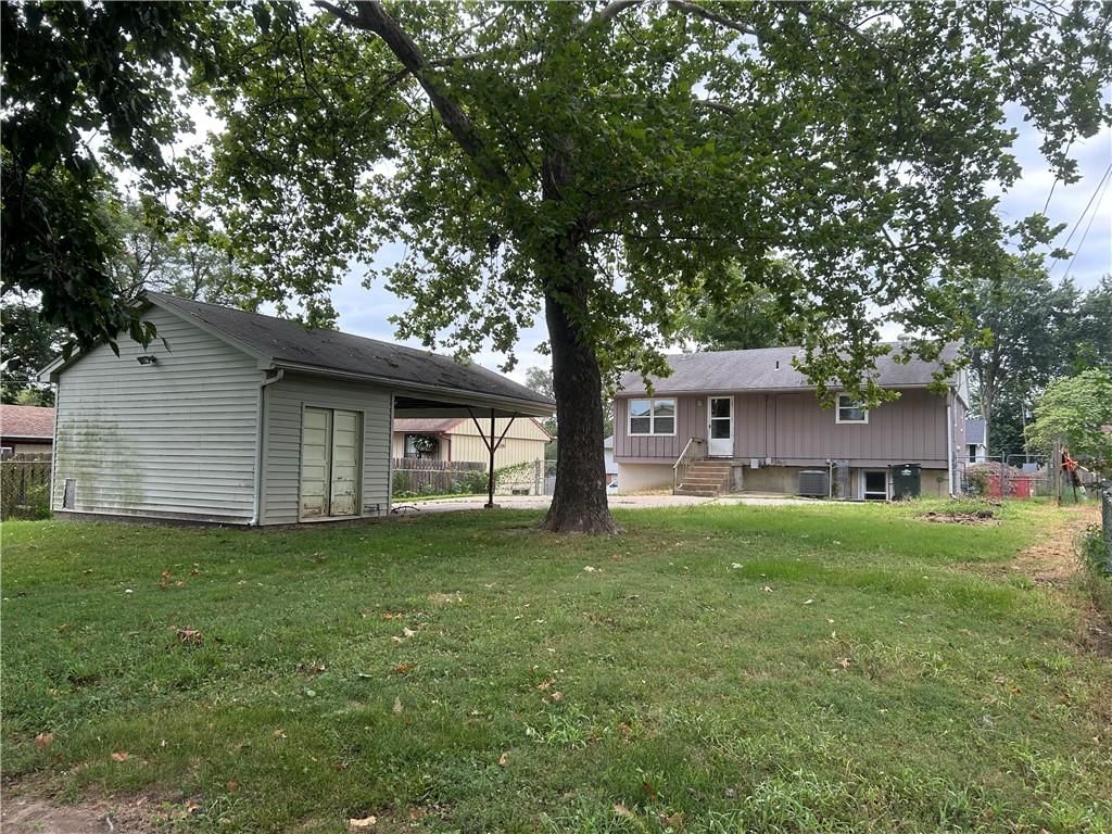 Photo 23 of 25 - 408 Fairlane Street