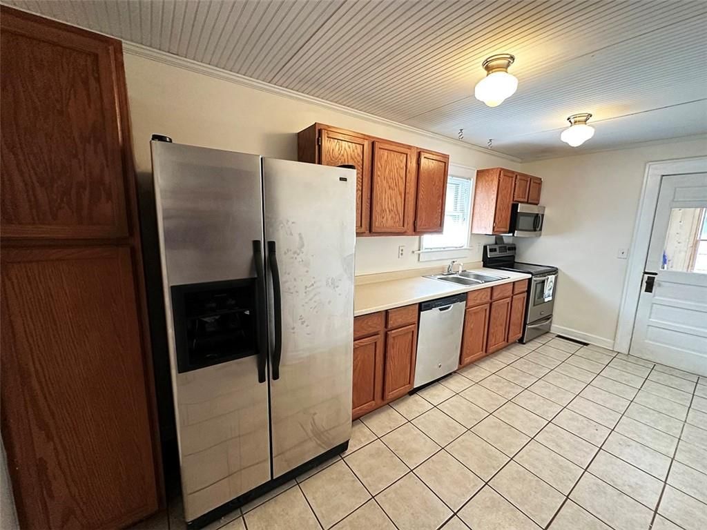 1026 E 21st Avenue — photo 16