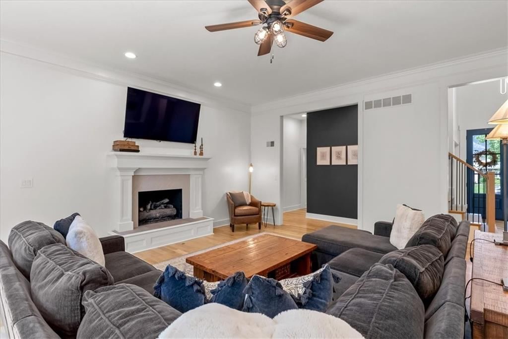 3509 W 128TH Street — photo 10