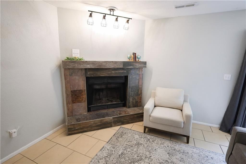107 NE Greystone Drive — photo 11
