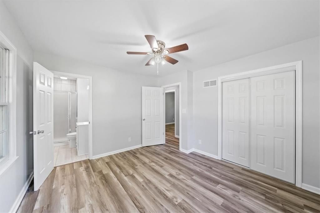 Photo 21 of 46 - 2405 NW Powderhorn Drive