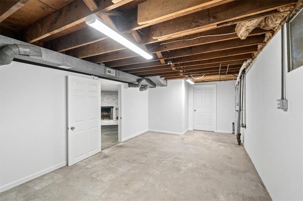 Photo 27 of 46 - 2405 NW Powderhorn Drive