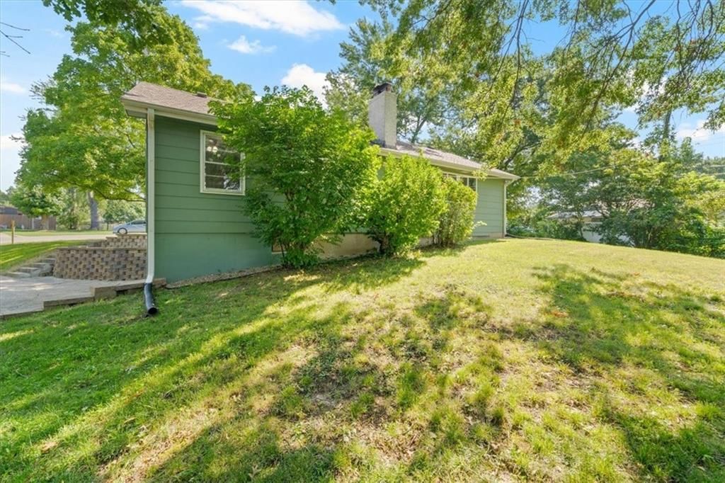 Photo 35 of 46 - 2405 NW Powderhorn Drive