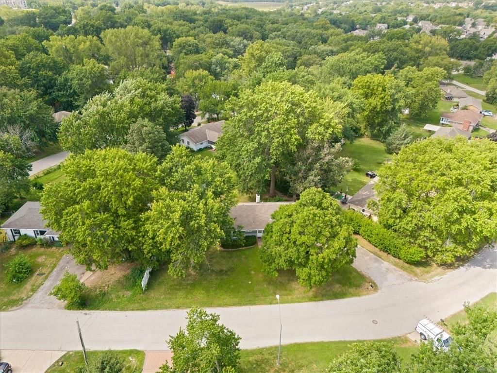 Photo 39 of 46 - 2405 NW Powderhorn Drive