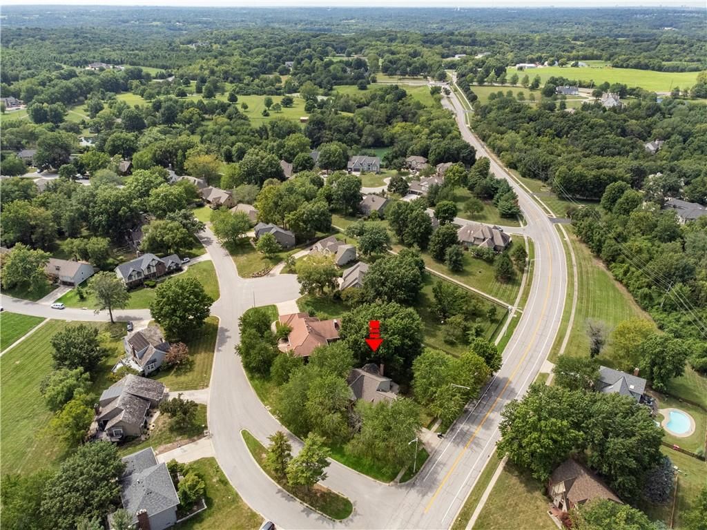 Photo 11 of 56 - 4616 NW Bramble Trail