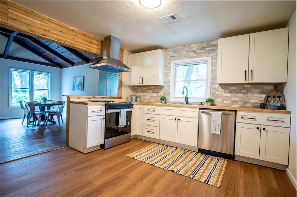 3122 DONNELLY Avenue — photo 6