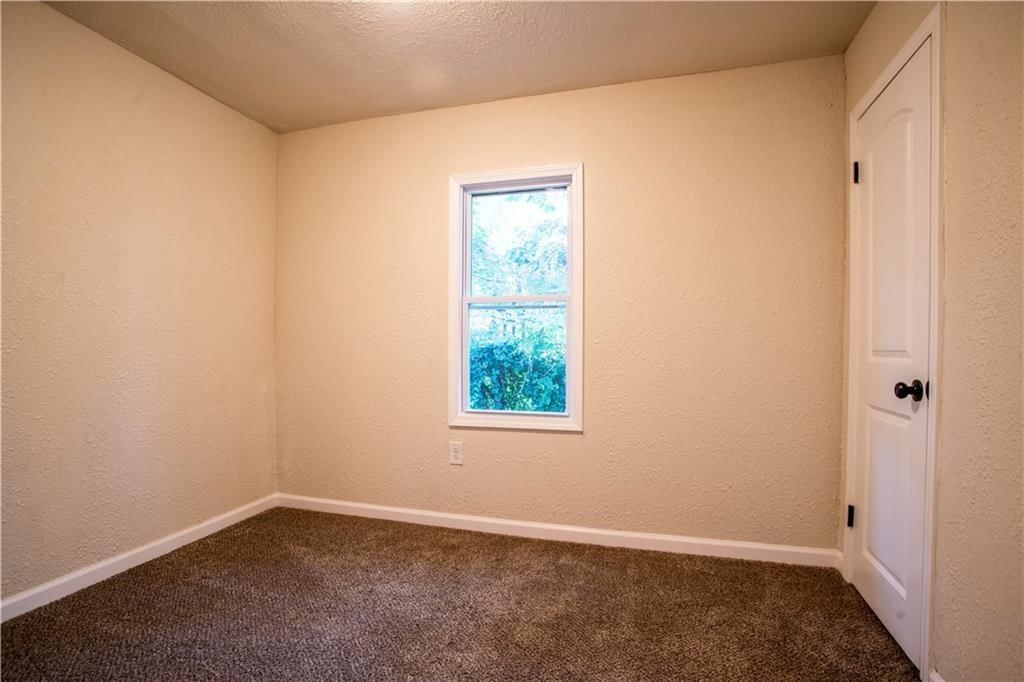 3122 DONNELLY Avenue — photo 8