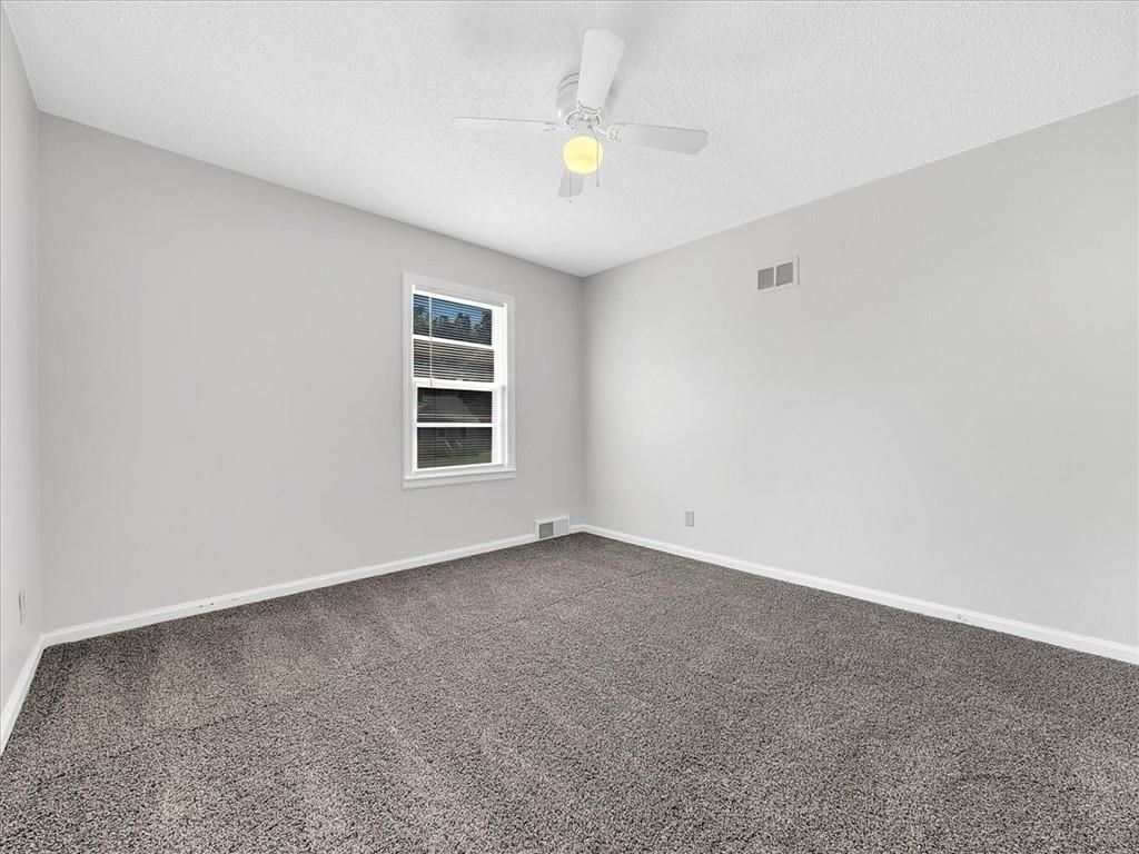 Photo 18 of 27 - 9700 E 66th Terrace