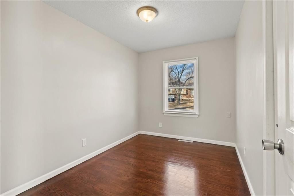 9203 Marsh Avenue — photo 10