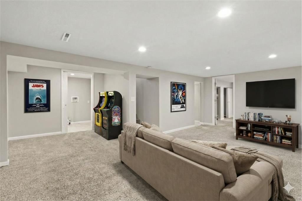 9203 Marsh Avenue — photo 16