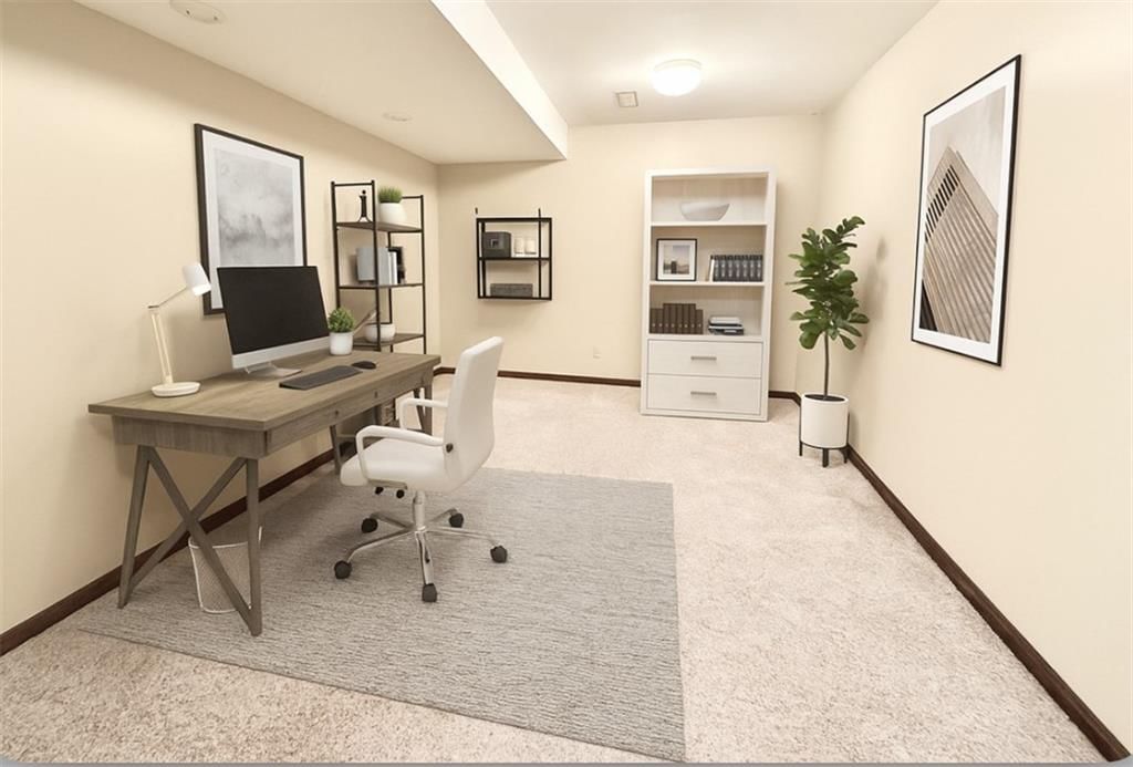 921 W Edwards Street — photo 27