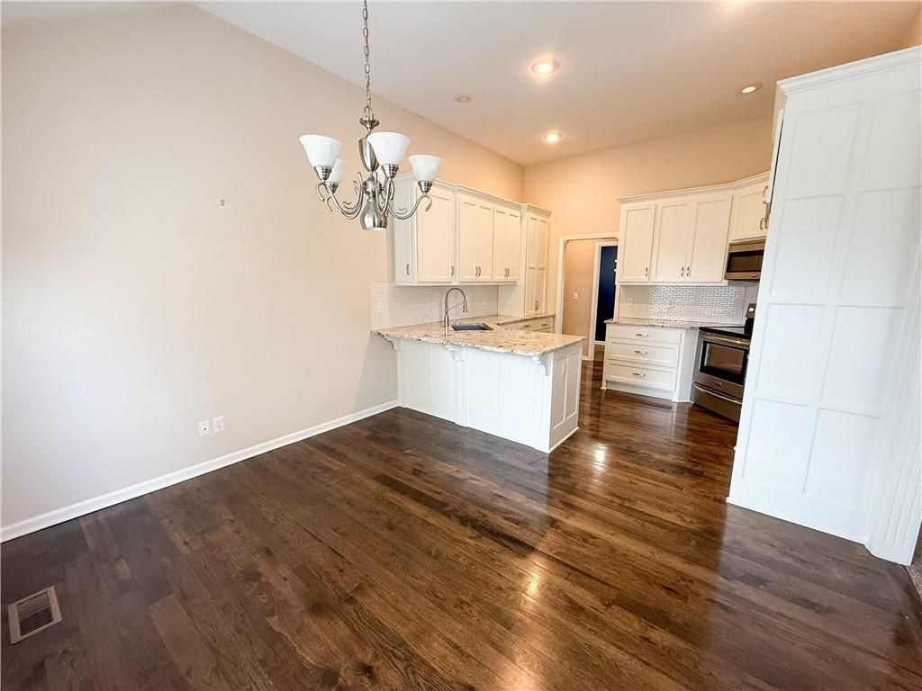 1517 Johnston Drive — photo 5