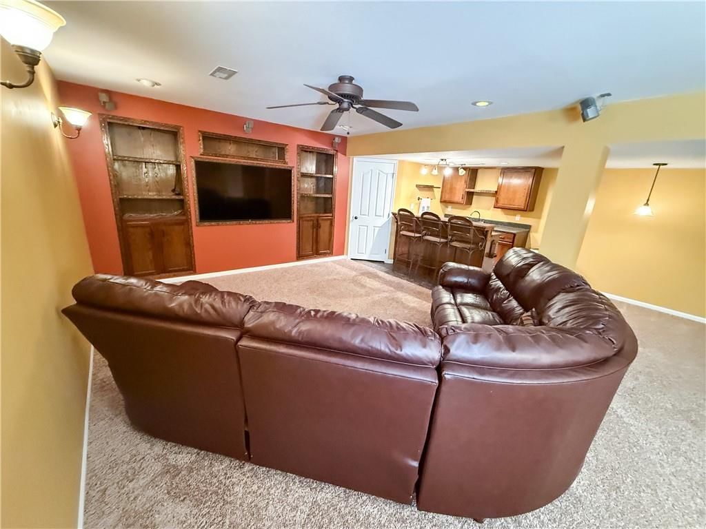 1517 Johnston Drive — photo 32