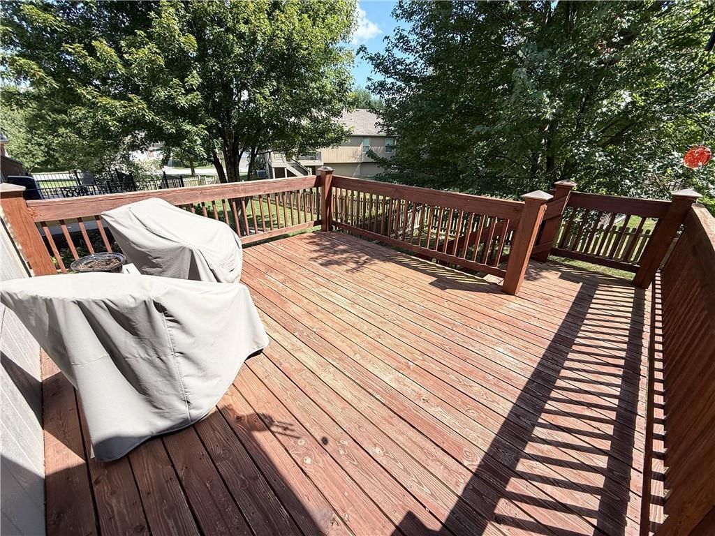 1517 Johnston Drive — photo 44