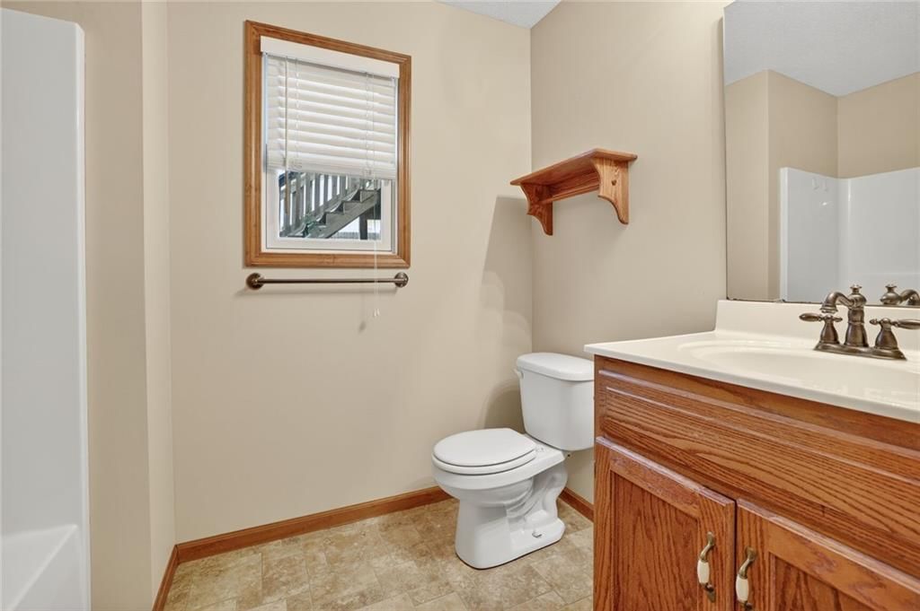542 Creekside Court — photo 19