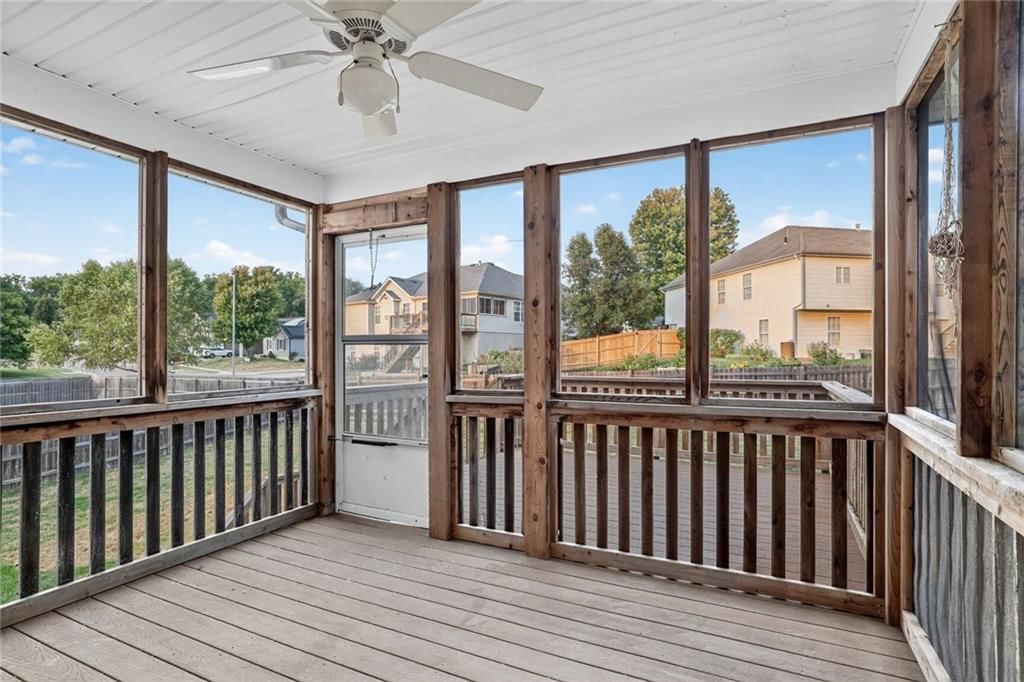 542 Creekside Court — photo 21