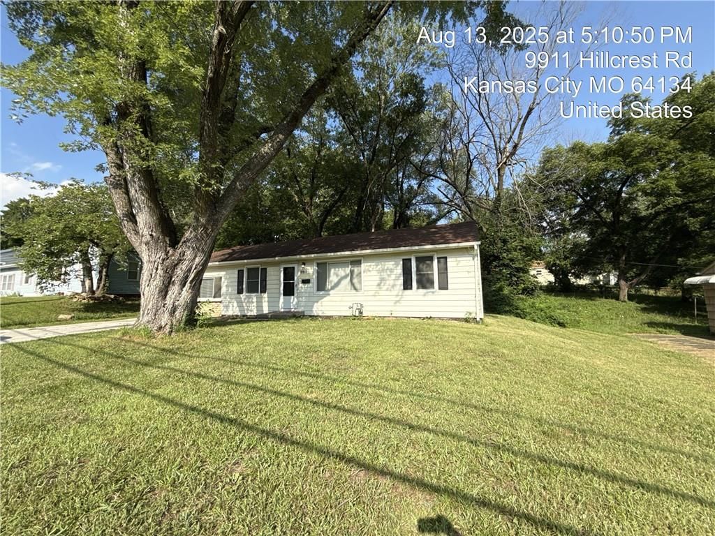 9911 Hillcrest Road, Kansas City, MO