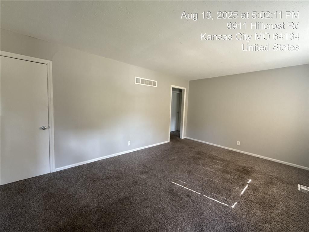 9911 Hillcrest Road — photo 2