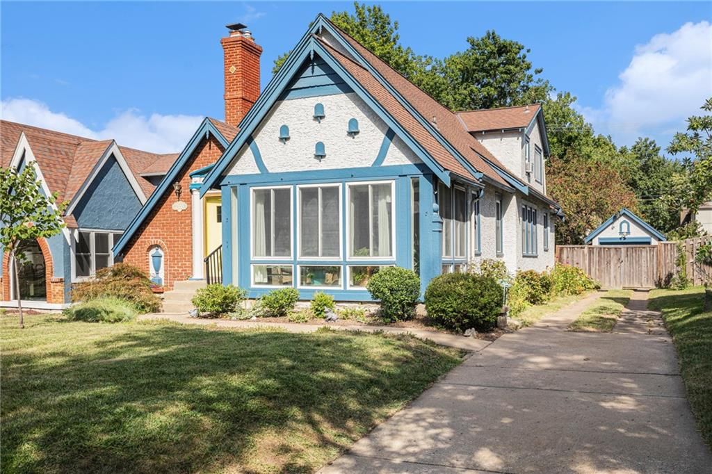 7555 Walnut Street, Kansas City, MO