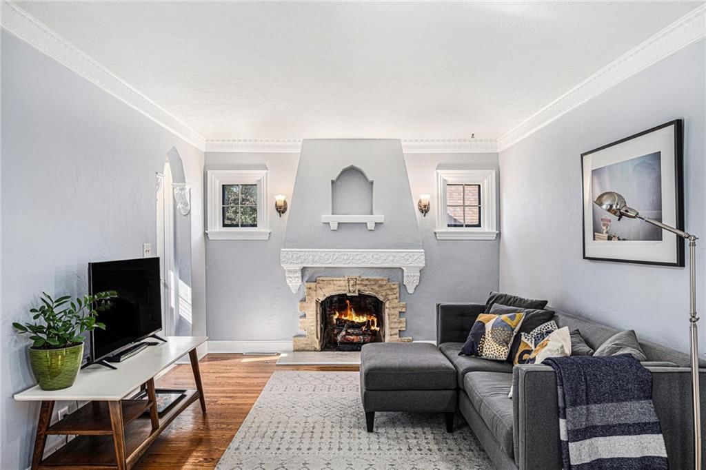 7555 Walnut Street — photo 9