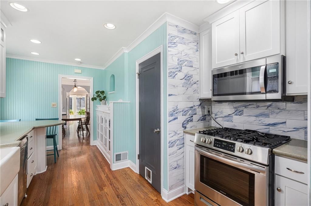 7555 Walnut Street — photo 16