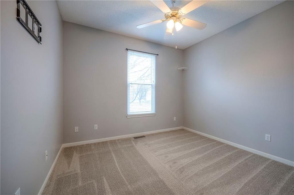 15403 W 155th Terrace — photo 19