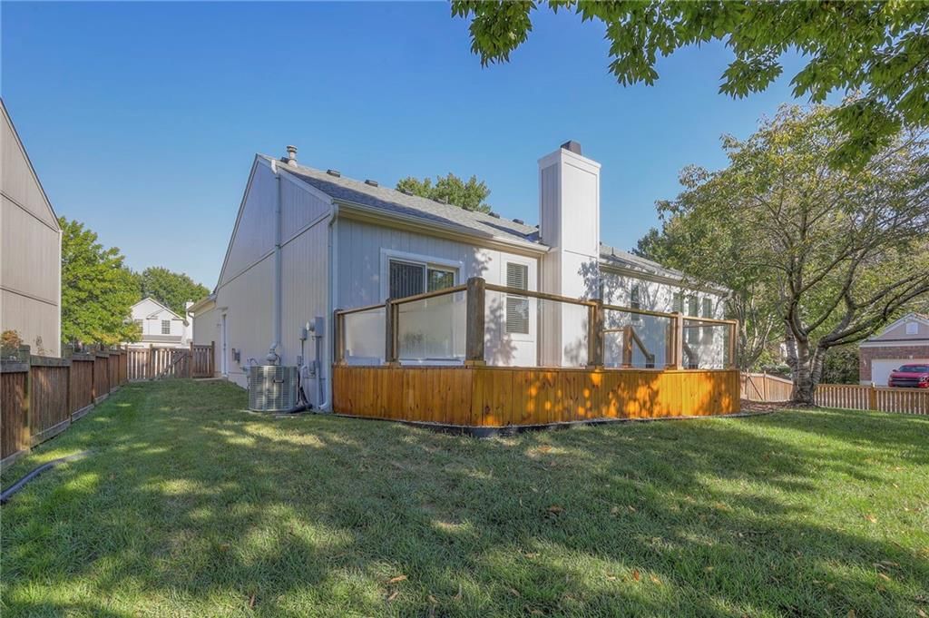 15403 W 155th Terrace — photo 25