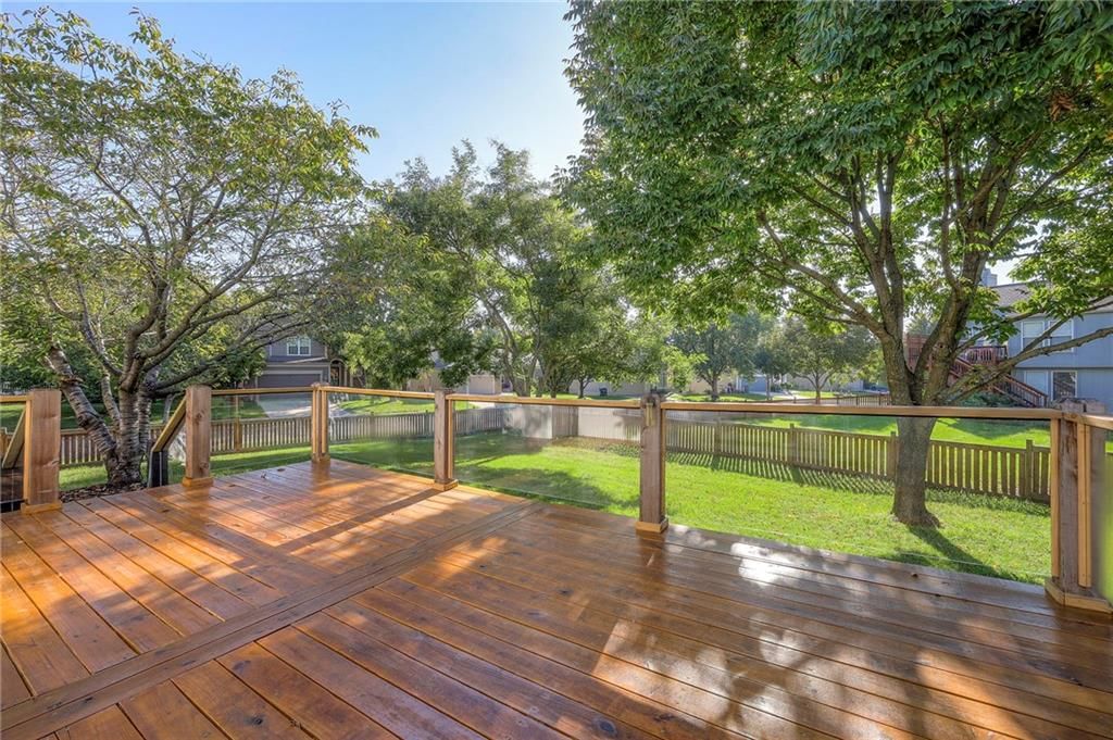 15403 W 155th Terrace — photo 29