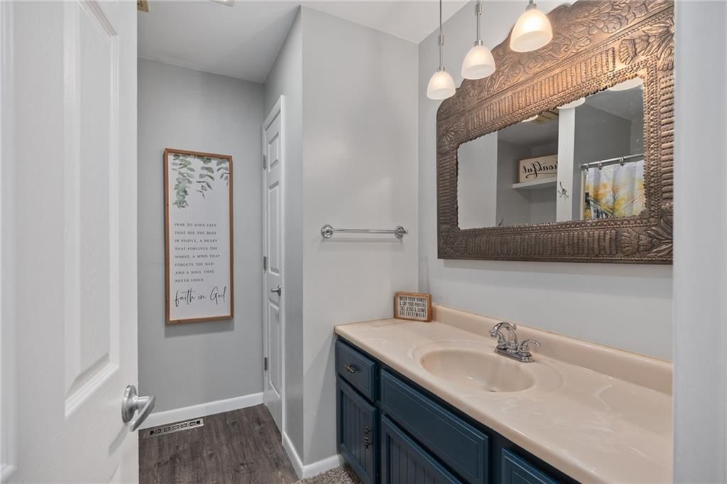 553 Lake Viking Terrace — photo 11
