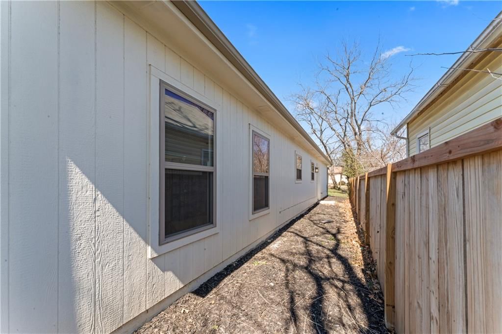 144 Pacific Avenue — photo 36