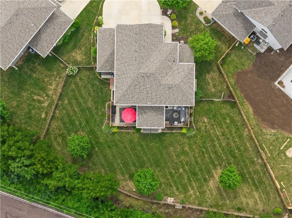 1021 SE Beatty Court — photo 41