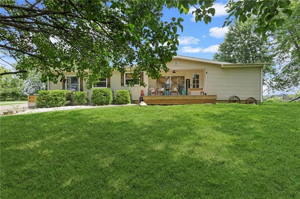 14115 S Sam Moore Road — photo 2