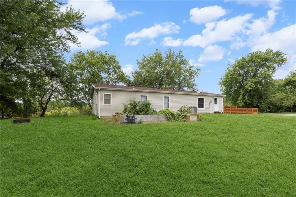 14115 S Sam Moore Road — photo 34
