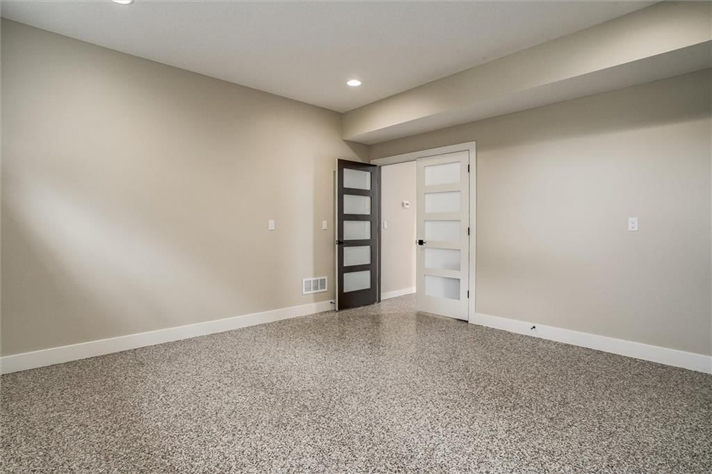 15021 Broadmoor Street — photo 10