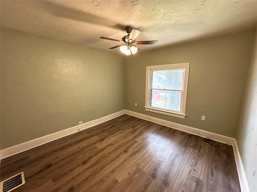 549 S Cedar Avenue — photo 16