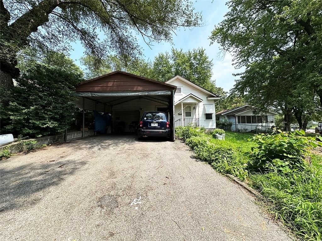549 S Cedar Avenue — photo 25