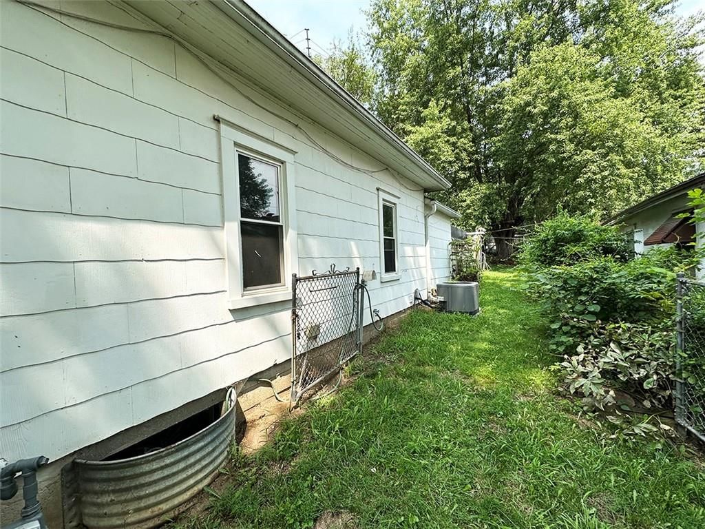 549 S Cedar Avenue — photo 37