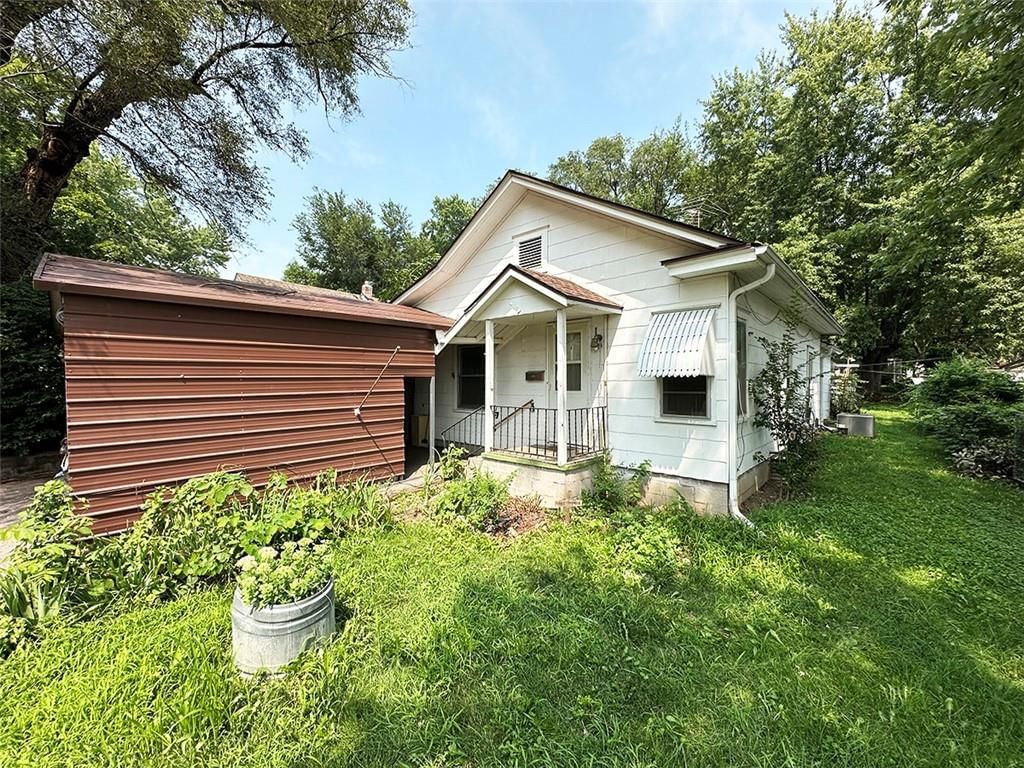 549 S Cedar Avenue — photo 40