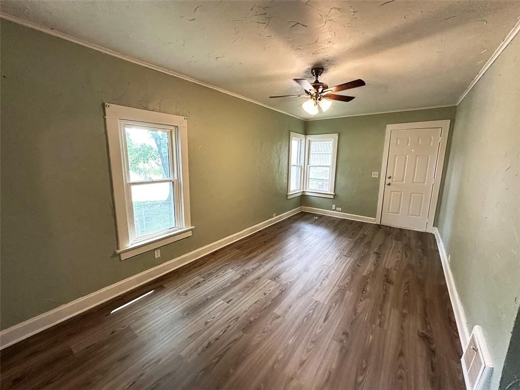 549 S Cedar Avenue — photo 49