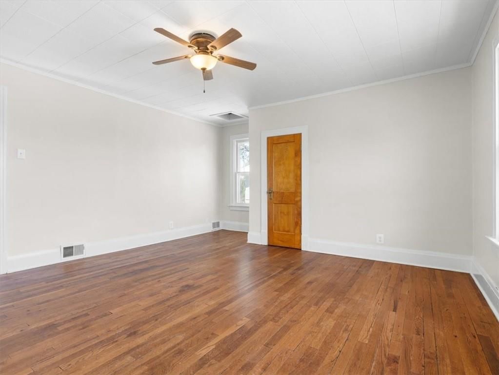1906 Sacramento Street — photo 14