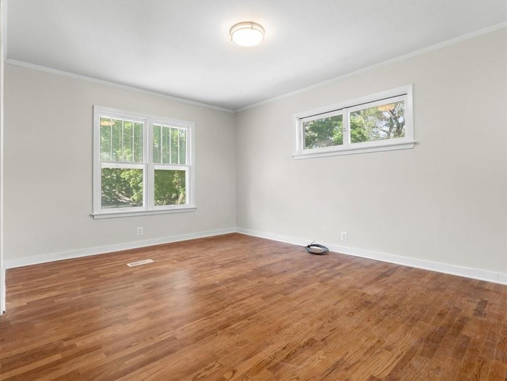 1906 Sacramento Street — photo 17