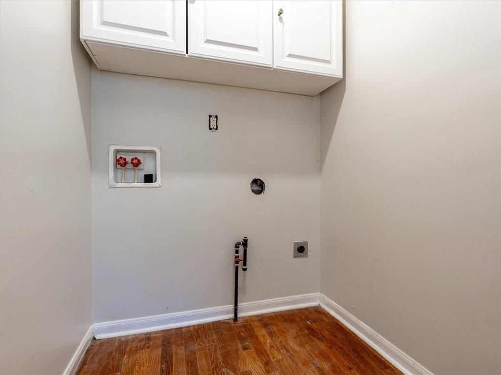 1906 Sacramento Street — photo 22