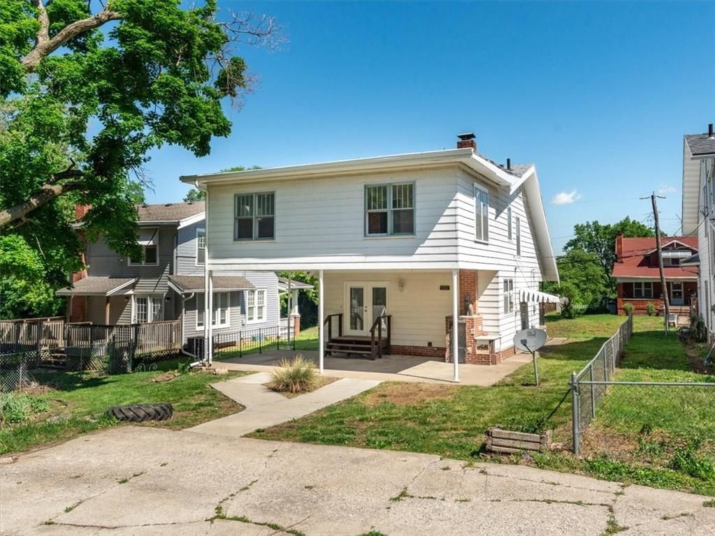 1906 Sacramento Street — photo 27
