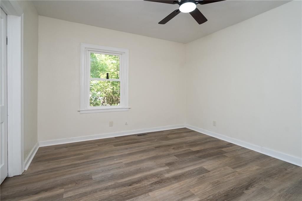 Photo 19 of 29 - 1612 W 5th Street