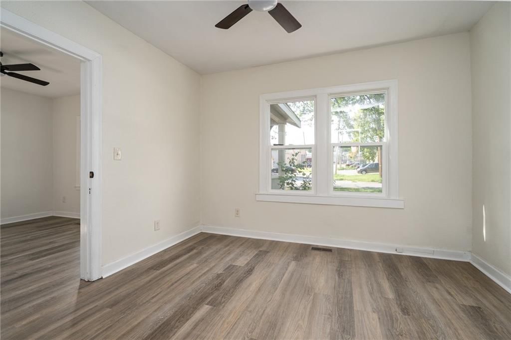 Photo 23 of 29 - 1612 W 5th Street