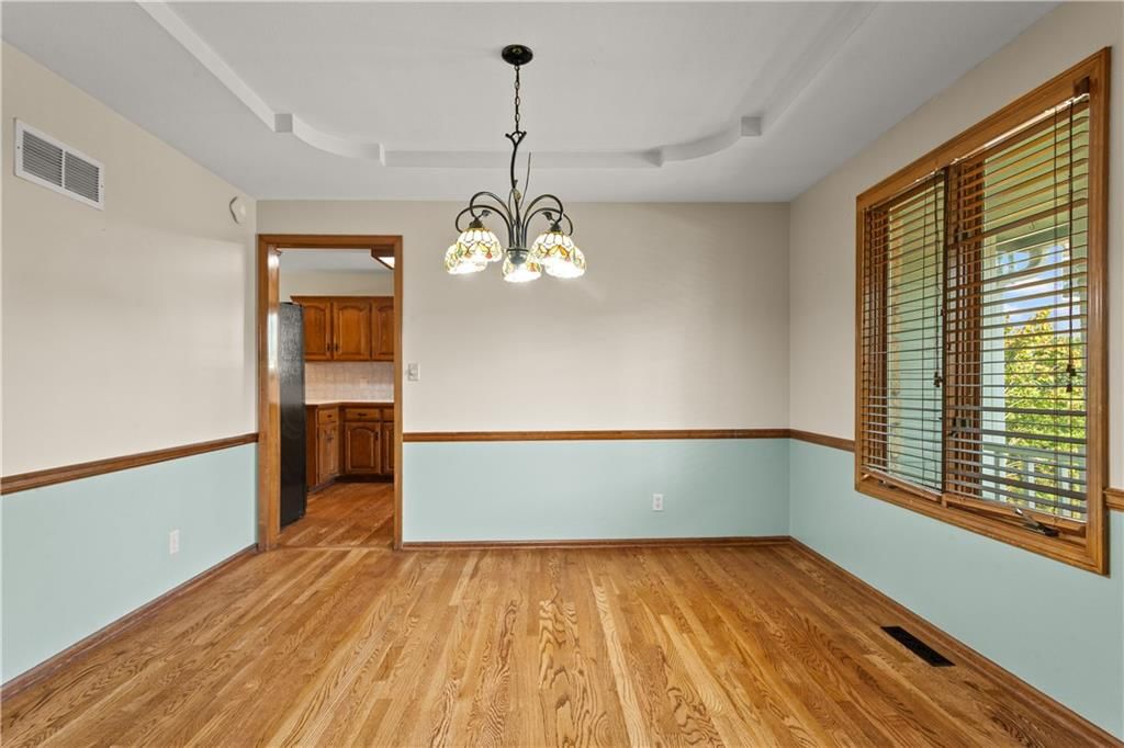 Photo 4 of 32 - 18401 E 26th Terrace Court