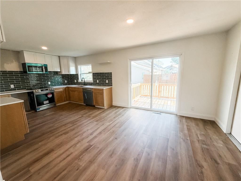 804 E 22nd Street — photo 11