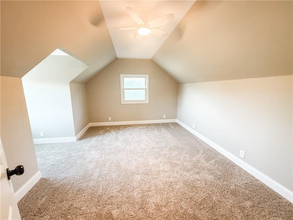 804 E 22nd Street — photo 24