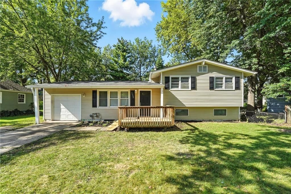 Photo 1 of 46 - 7002 NW 72nd Terrace