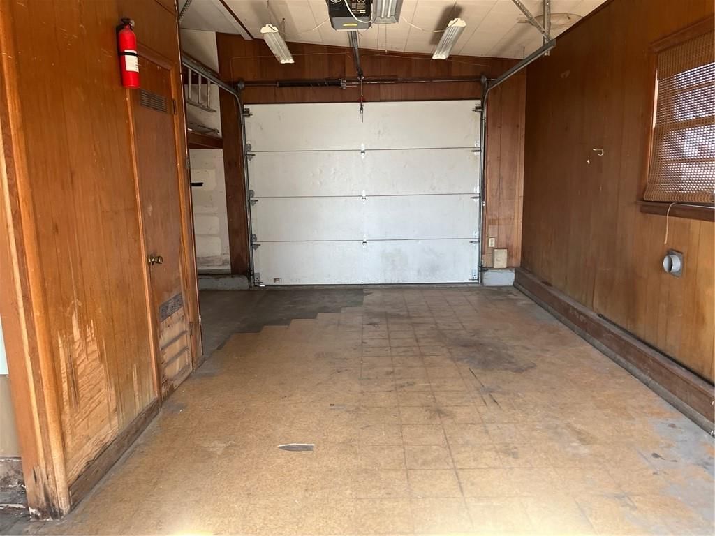 1009 W Oak Street — photo 21